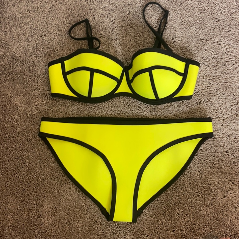 Triangl swimsuit perfect condition